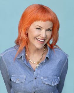 KAY HANLEY (EXECUTIVE PRODUCER/SONGWRITER)