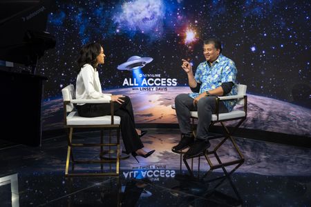 LINSEY DAVIS, NEIL DEGRASSE TYSON