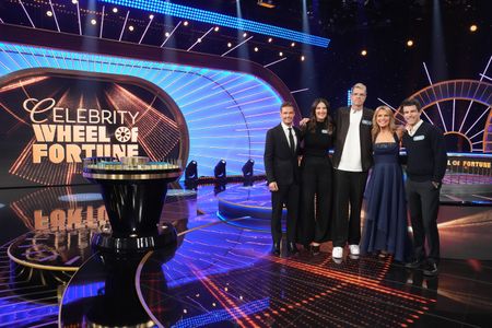 RYAN SEACREST, D’ARCY CARDEN, TIMOTHY SIMONS, VANNA WHITE, MAX GREENFIELD