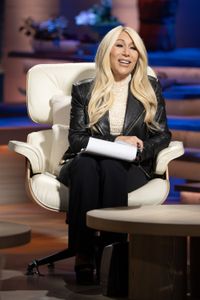 LORI GREINER