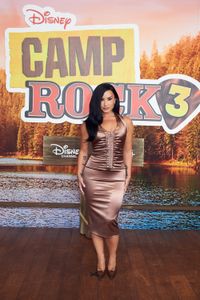 DEMI LOVATO