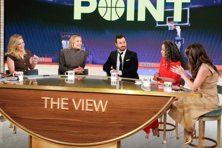 SARA HAINES, KATE HUDSON, JUSTIN THEROUX, SUNNY HOSTIN, ALYSSA FARAH GRIFFIN