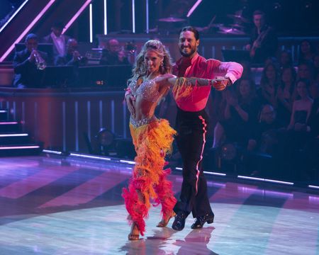 ALIX EARLE, VALENTIN CHMERKOVSKIY