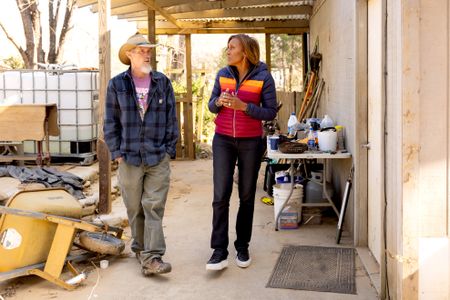 LANCE MILLS , ROBIN ROBERTS 