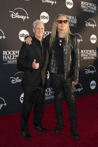 MIKE MCCREADY, JERRY CANTRELL 