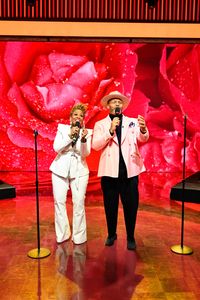  AVERY*SUNSHINE , ERIC ROBERSON