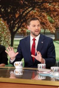 JD VANCE