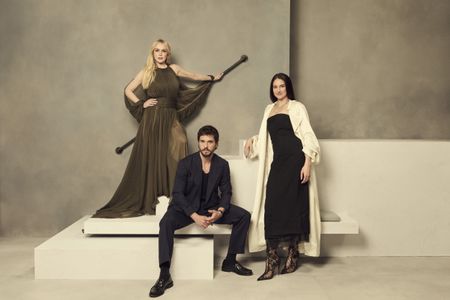 LINDSAY LOHAN, KIT HARINGTON, SHAILENE WOODLEY