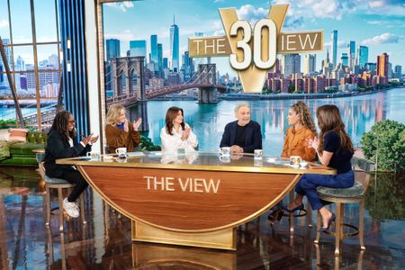 WHOOPI GOLDBERG, SARA HAINES, ANA NAVARRO, BILLY CRYSTAL, SUNNY HOSTIN, ALYSSA FARAH GRIFFIN