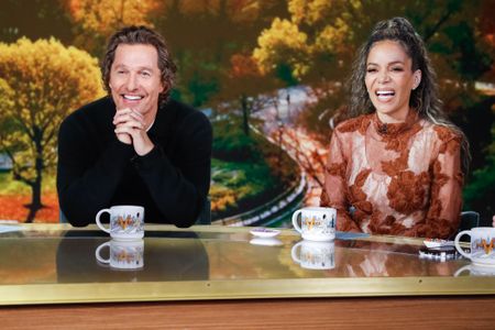 MATTHEW MCCONAUGHEY, SUNNY HOSTIN