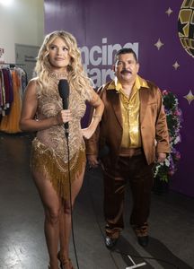 WITNEY CARSON, GUILLERMO RODRIGUEZ