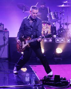 SOCIAL DISTORTION