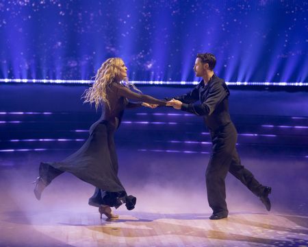 RUMER WILLIS, DYLAN EFRON