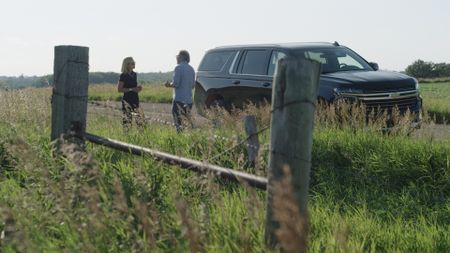 Mariana van Zeller and Miguel discuss how difficult it has been to organize meetings to speak about cartels in the USA. (National Geographic)