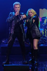 BILLY IDOL, AVRIL LAVIGNE