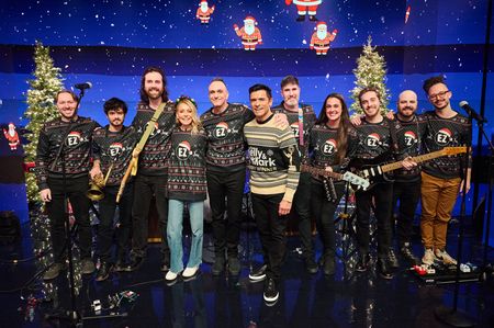 KELLY RIPA, HANK AZARIA, MARK CONSUELOS