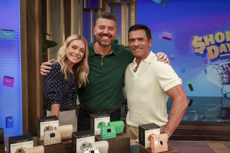 KELLY RIPA, STEVE PATTERSON, MARK CONSUELOS