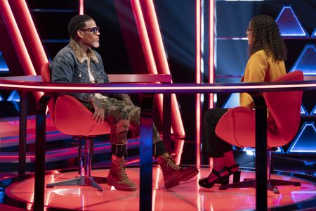 D.L. HUGHLEY, AMAYA BROYLS