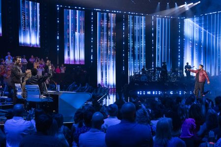 LUKE BRYAN, JORDAN MCCULLOUGH