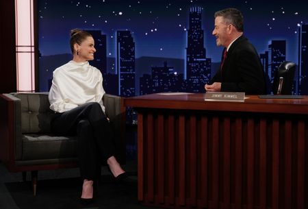 AMANDA PEET, JIMMY KIMMEL