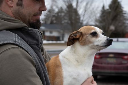 Hank has some battle scars after his run in with a muskrat! (National Geographic/Grace Sabwira)