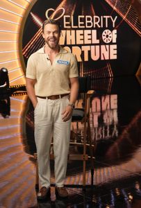 DEREK HOUGH