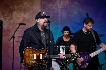 GOOD CHARLOTTE