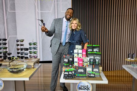 MICHAEL STRAHAN, TORY JOHNSON