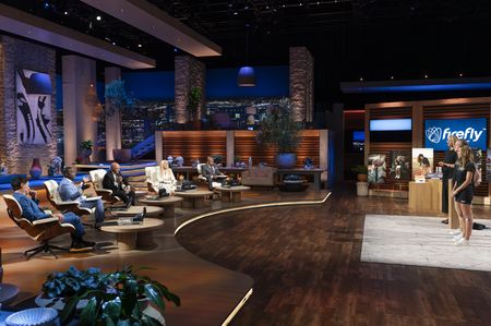 MARK CUBAN, RASHAUN WILLIAMS, KEVIN O'LEARY, LORI GREINER, DAYMOND JOHN, ANTHONY KJENSTAD, LAUREN CAMPBELL 