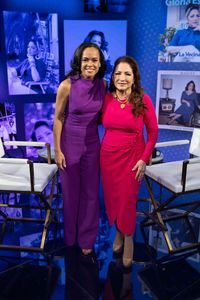 LINSEY DAVIS, GLORIA ESTEFAN