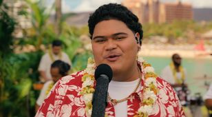 Iam Tongi Performs “The Christmas Song"