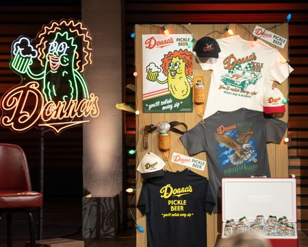 DONNA'S PICKLE BEER