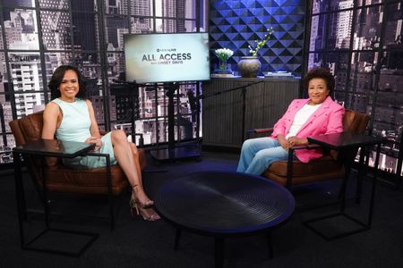 LINSEY DAVIS, WANDA SYKES