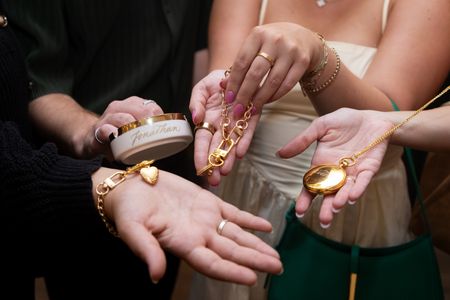 THE GOLDEN BACHELORETTE