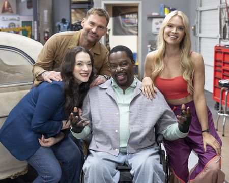 KAT DENNINGS, SEANN WILLIAM SCOTT, DARYL "CHILL" MITCHELL, CARSON FAGERBAKKE