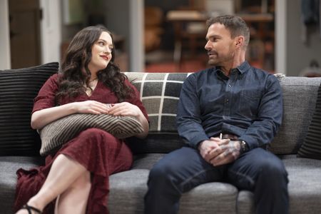 KAT DENNINGS, SEANN WILLIAM SCOTT