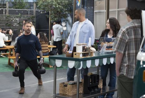 SEANN WILLIAM SCOTT, JESSE WILLIAMS, KAT DENNINGS