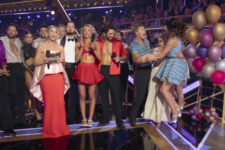 PASHA PASHKOV, DANIELLA KARAGACH, JAN RAVNIK, JULIANNE HOUGH, ANDY RICHTER, VALENTIN CHMERKOVSKIY, ALIX EARLE, JOEY GRAZIADEI, ROBERT IRWIN, WITNEY CARSON, XOCHITL GOMEZ