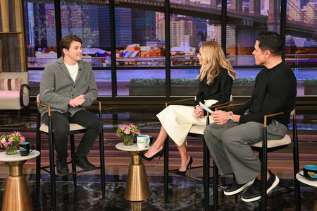 JASON RITTER, KELLY RIPA, MARK CONSUELOS
