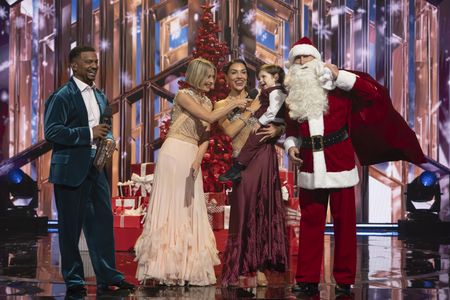 ALFONSO RIBEIRO, JULIANNE HOUGH, JENNA JOHNSON, VALENTIN CHMERKOVSKIY