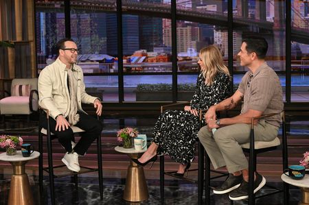DONNIE WAHLBERG, KELLY RIPA, MARK CONSUELOS